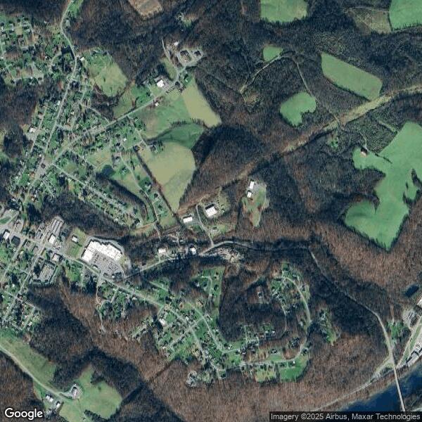 Plus de détails pour 601 E Main St, Kingwood, WV - Industriel/Logistique à vendre