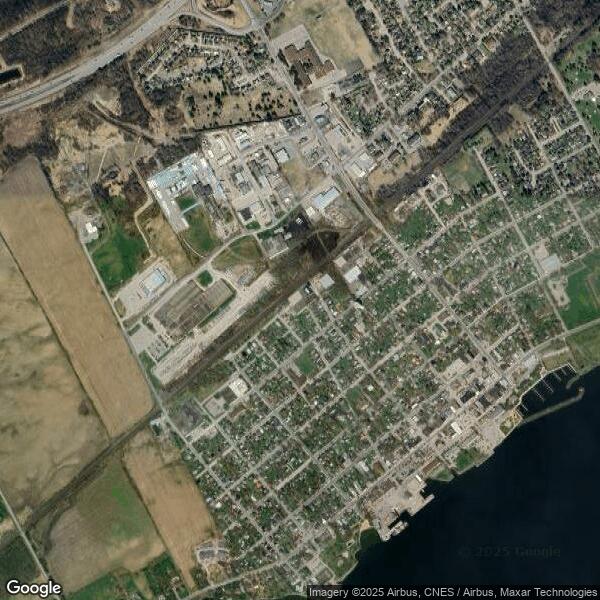 Plus de détails pour 823 Walker St, Prescott, ON - Industriel/Logistique à vendre