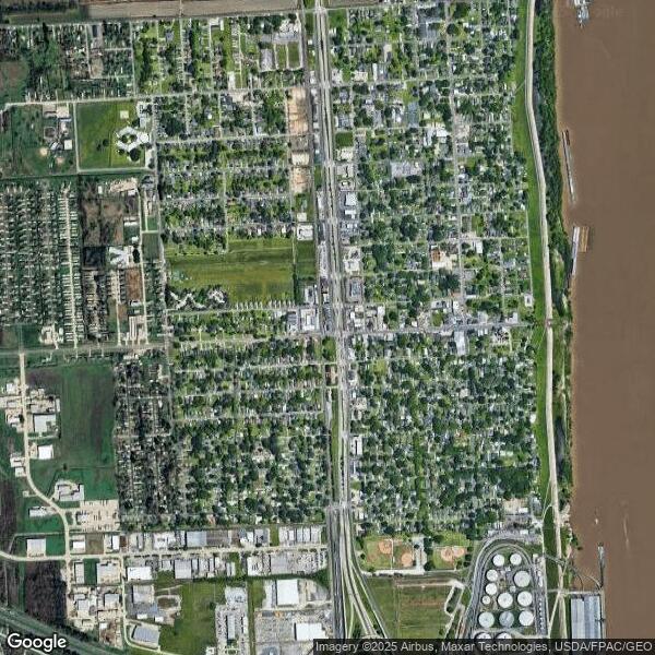 Plus de détails pour 105 N Alexander Ave, Port Allen, LA - Local commercial à louer