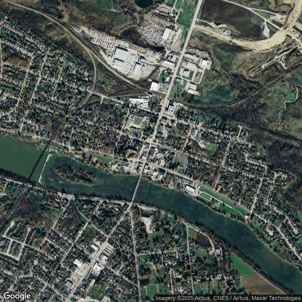 Plus de détails pour 64 Argyle St N, Caledonia, ON - Bureau à vendre