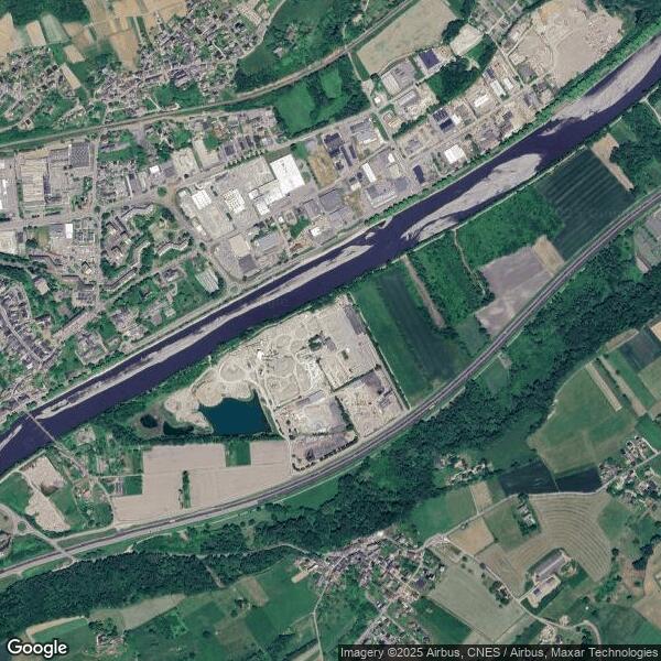 Plus de détails pour Local d'activités à louer