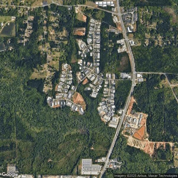 Plus de détails pour 135 Cecil Ct, Fayetteville, GA - Industriel/Logistique à louer