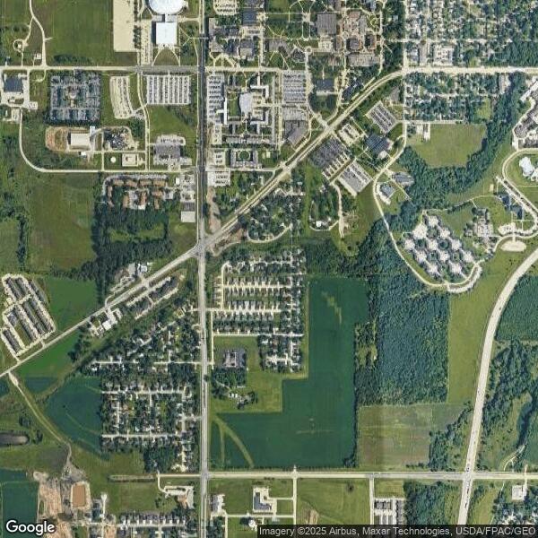 Plus de détails pour 1416 Starview Dr, Cedar Falls, IA - Logement à vendre
