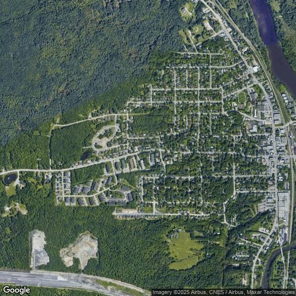 Plus de détails pour 3068 Rue College, Sherbrooke, QC - Logement à vendre