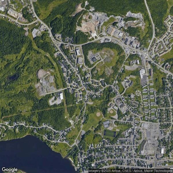 Plus de détails pour 240 Millidge Av, Saint John, NB - Spécialisé à vendre