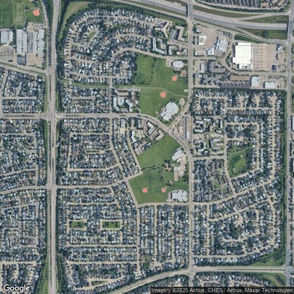 Plus de détails pour 3811 107 St NW, Edmonton, AB - Logement à vendre
