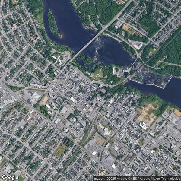 Plus de détails pour 235 Rue Hériot, Drummondville, QC - Coworking à louer