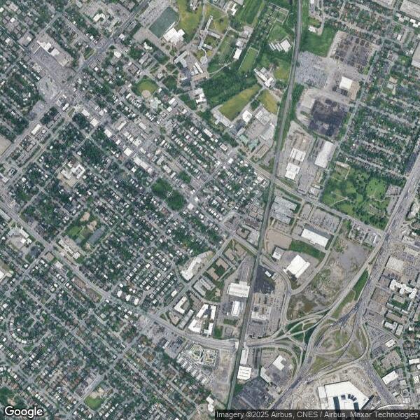 Plus de détails pour 547 Boul Décarie, Saint-Laurent, QC - Logement à vendre