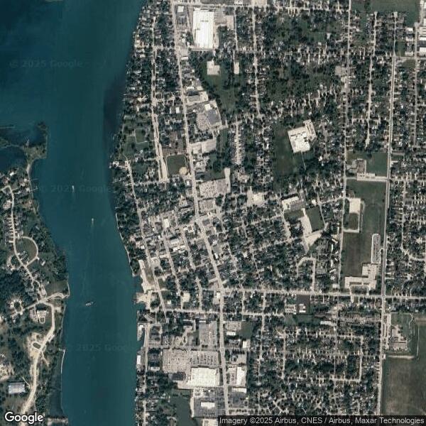 Plus de détails pour 134 Richmond St, Amherstburg, ON - Bureau/Local commercial à louer