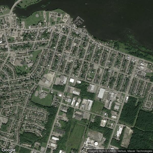 Plus de détails pour 540 Champlain St, Hawkesbury, ON - Logement à vendre