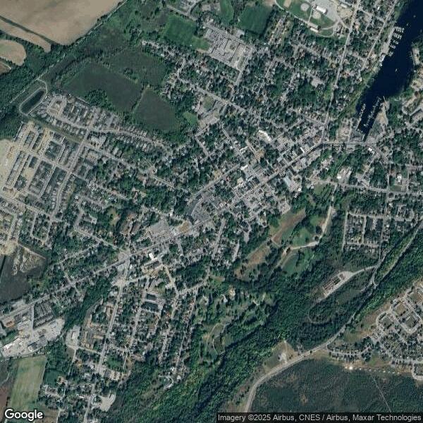 Plus de détails pour 115 Picton Main St, Picton, ON - Local commercial à louer