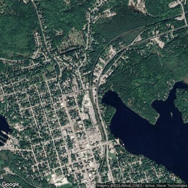 Plus de détails pour 355 Bethune Dr N, Gravenhurst, ON - Local commercial à louer
