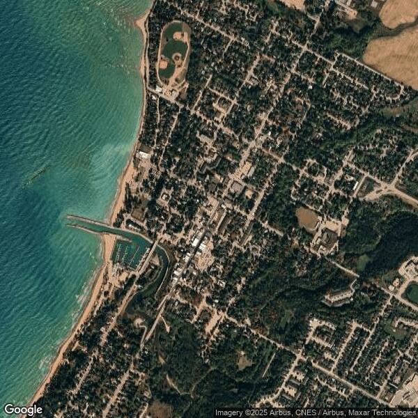 Plus de détails pour 856 Queen St, Kincardine, ON - Local commercial à vendre
