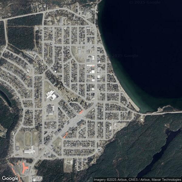 Plus de détails pour 33 Saint Marie St, Wawa, ON - Local commercial à vendre