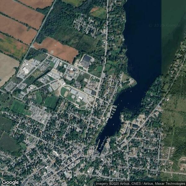 Plus de détails pour 389 Picton Main St, Picton, ON - Bureau/Médical à louer