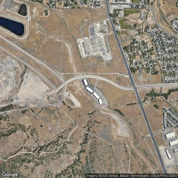 Plus de détails pour 15856 S Rockwell Park Cv, Herriman, UT - Local d'activités à louer